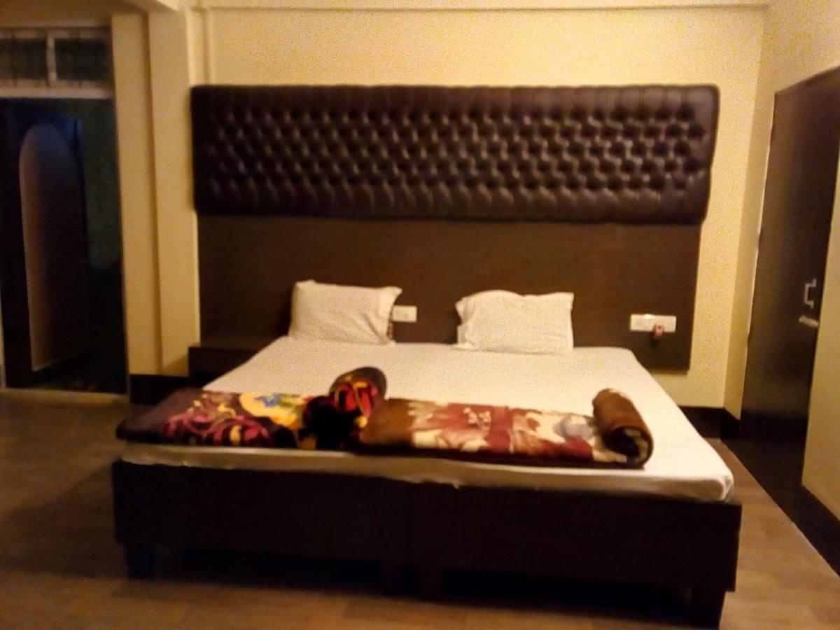Executive Guest House Guwahati Esterno foto